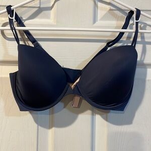 Victoria Secret’s Bra Size 34DD